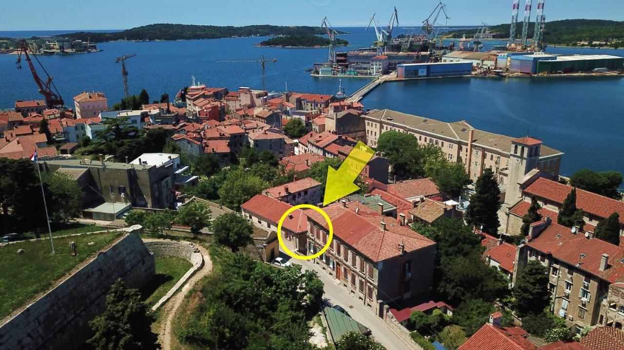 Apartment Castle Pula Buitenkant foto
